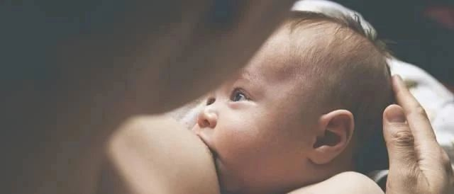 母乳，用爱凝结的生命之源